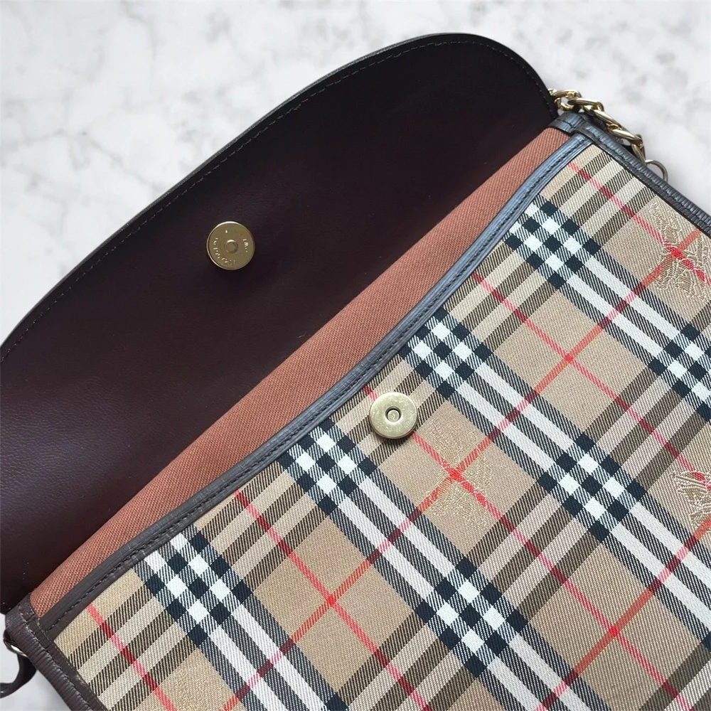 Burberry Haymarket check bag - Picture 10 of 15